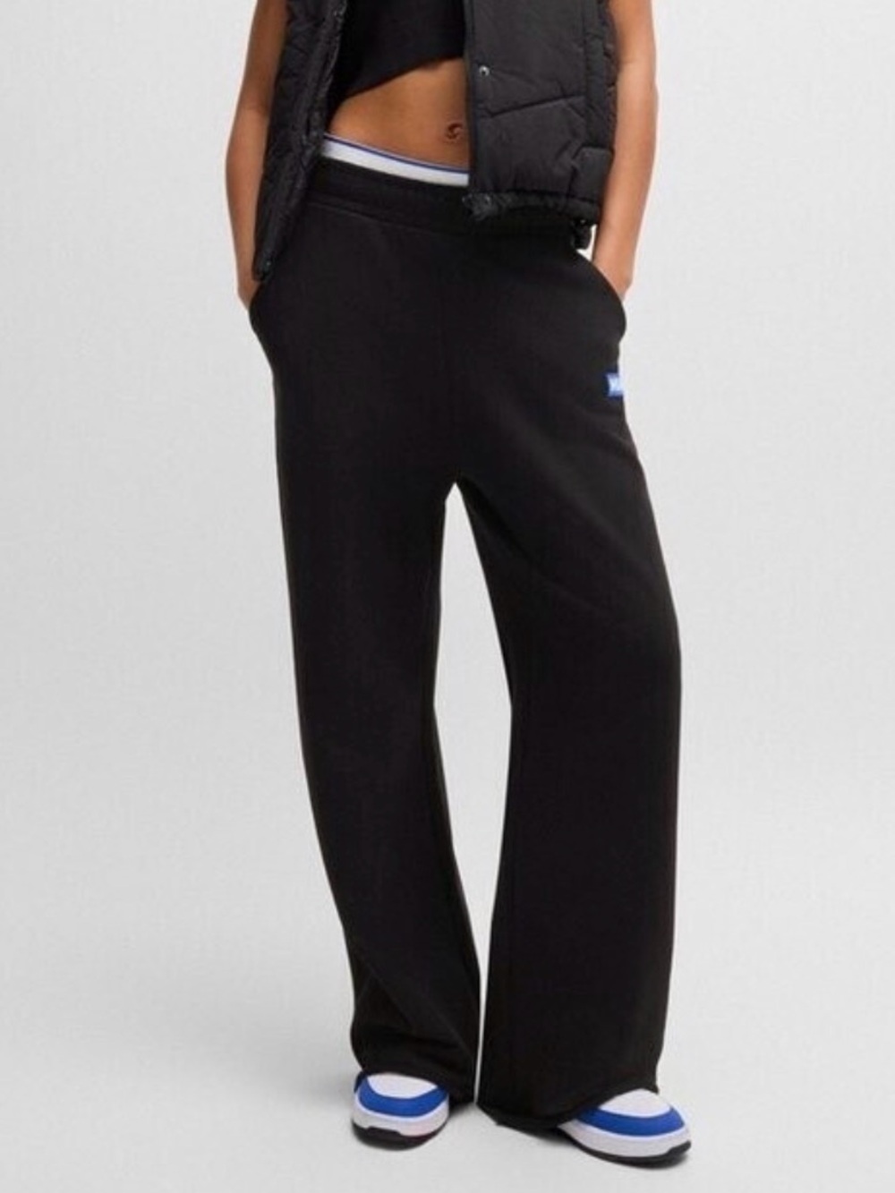 HUGO Sweatpants, size small.